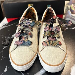 Sperry Women's Sneakers in Cream with Floral Accents